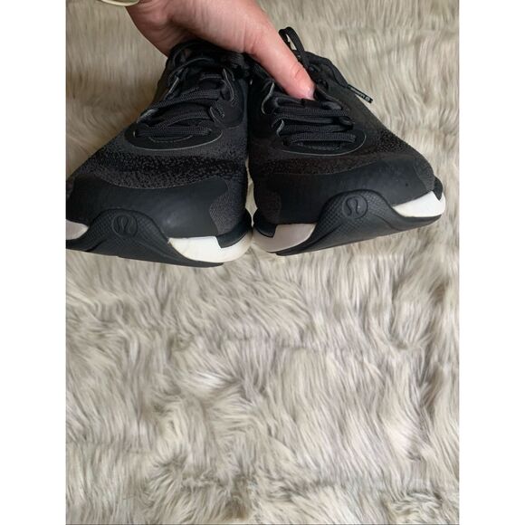 Lululemon Women's Chargefeel 2 Low Workout Shoe 9 - Picture 7 of 9